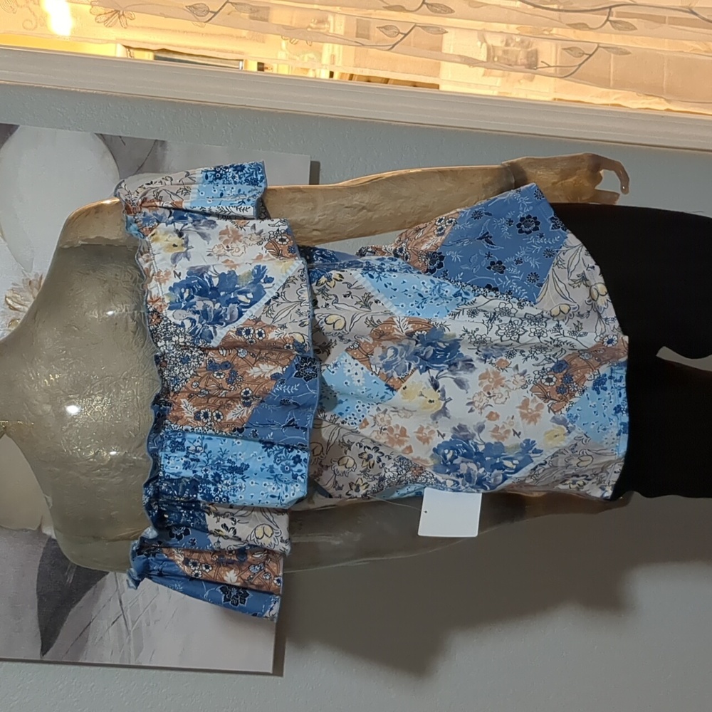 Perseption Concept Off the Shoulder Top Size Medium Nwt ❤️